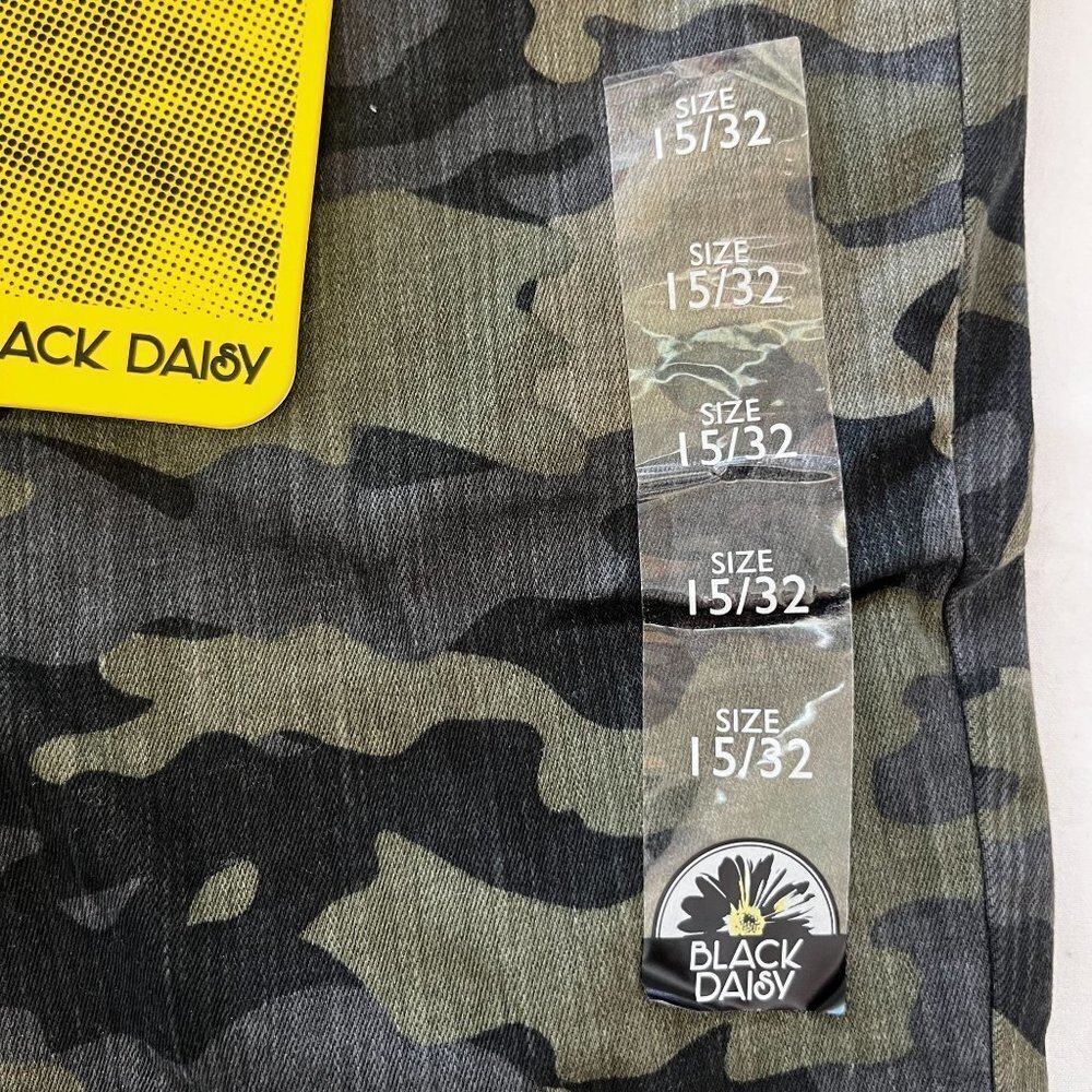 Black Daisy Billie Jeans Womens 15 Camo Skinny Mid-Rise Green‎ Camouflage NWT - Picture 8 of 10